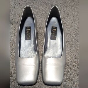 Amalfi Genuine leather Vintage Silver Kitten Heels